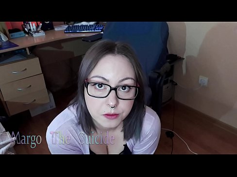 ❤️ Seksi djevojka s naočalama duboko siše dildo na kameri ☑ Super porno u pornografiji hr.valeshop.top ❌❤